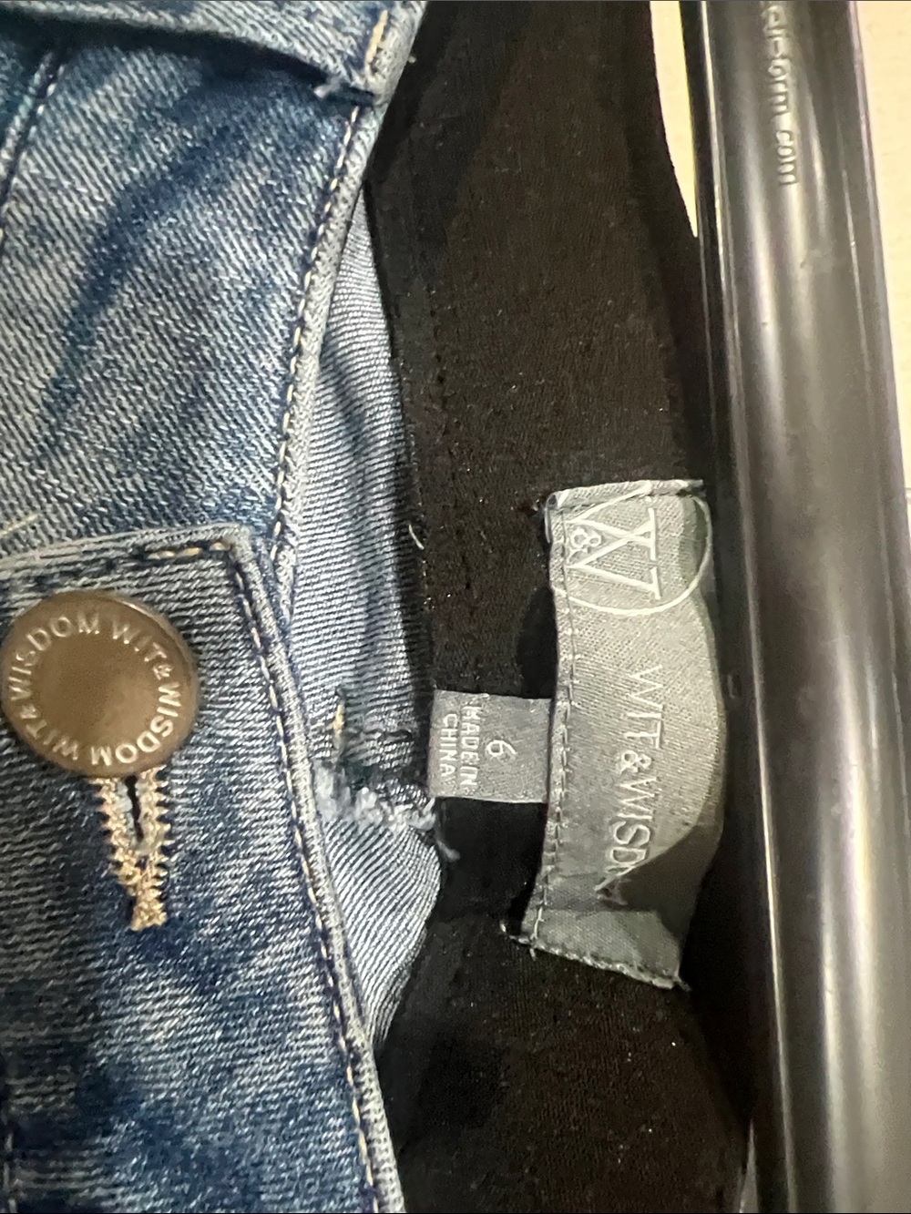 Wit & Wisdom Light Blue Skinny Jeans - Picture 3 of 3